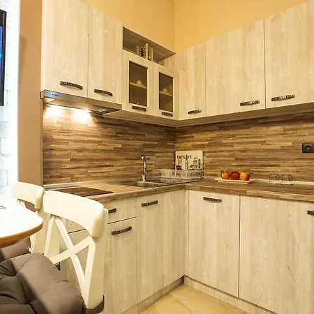 Place By Hmg Hotell